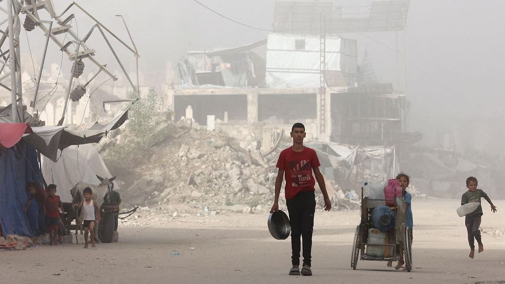 Israel-Palestiina -konflikti on osalle tunteisiin menevä kysymys, jossa on hankala nähdä toisen osapuolen asemaa.
Gazan tuho on toisille esimerkki Israelin sotarikoksista, toisille taas se on seuraus Hamasin terrorista.