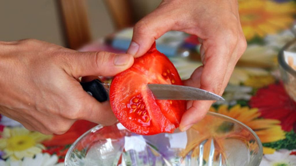 Ruoanlaitto on yleisin kotitapaturman syy.