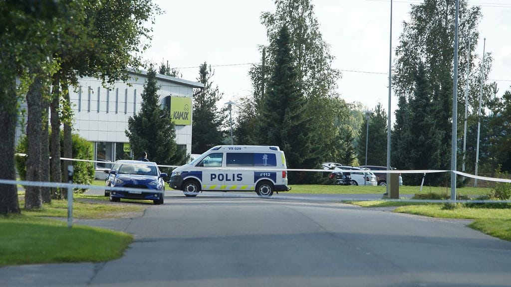 Poliisi on eristänyt tehtäväalueen.