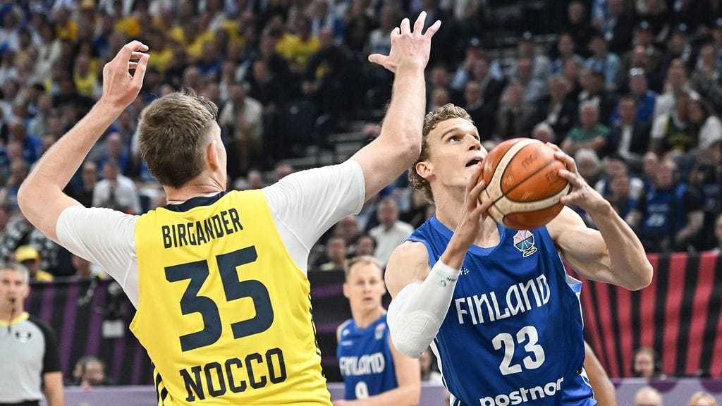 Lauri Markkanen oli Suomen ykkönen 28 pisteellään.
