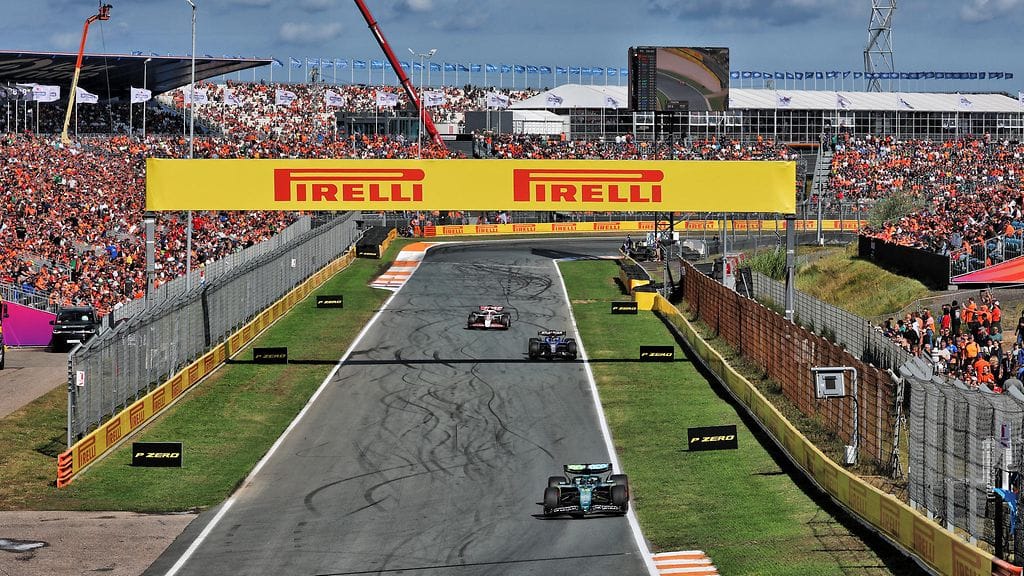 Hollannin GP:n aika-ajot olivat värikkäät.