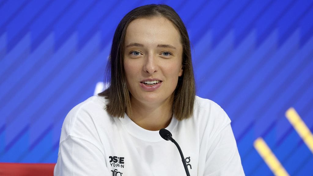 Tenniksen supertähti Iga Swiatek hämmentyi toimittajan kysymyksestä.