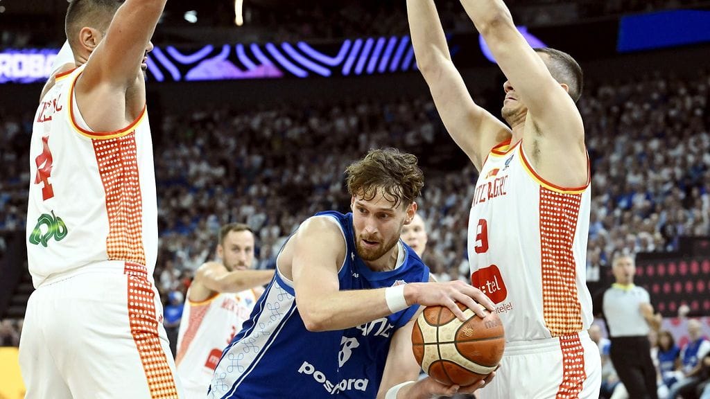 Mikael Jantunen oli Susijengin voiton avainpelaajia Montenegroa vastaan.