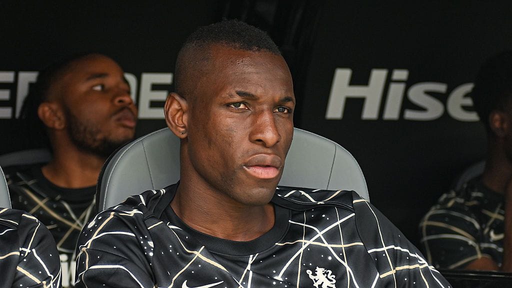 Chelsean Nicolas Jackson on ajautunut erikoisen siirtosotkun keskelle.