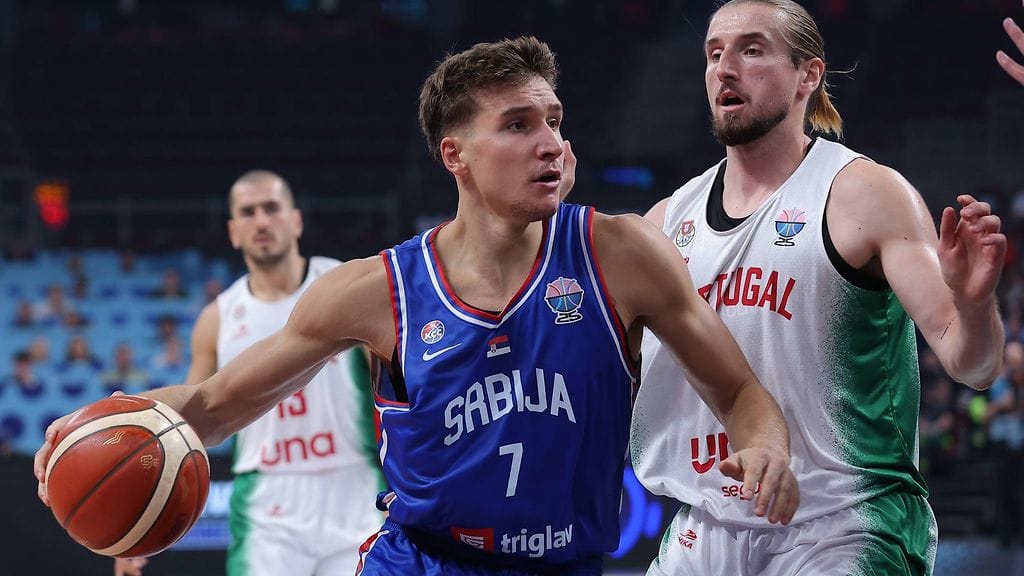 Bogdan Bogdanovic loukkaantui ottelussa Portugalia vastaan.