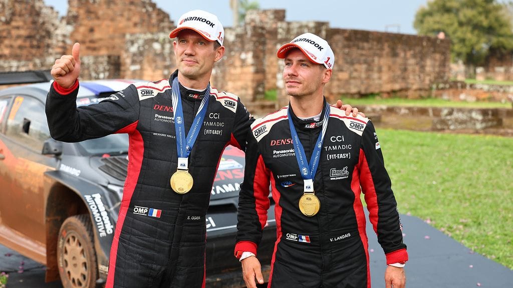 Sébastien Ogier (vas.) oli kartturinsa Vincent Landais'n kanssa huippuvedossa Paraguayssa.