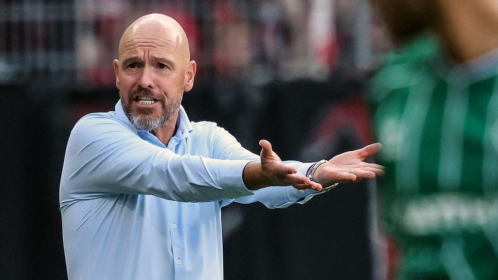 Erik ten Hag on saanut potkut Bayer Leverkusenin peräsimestä.