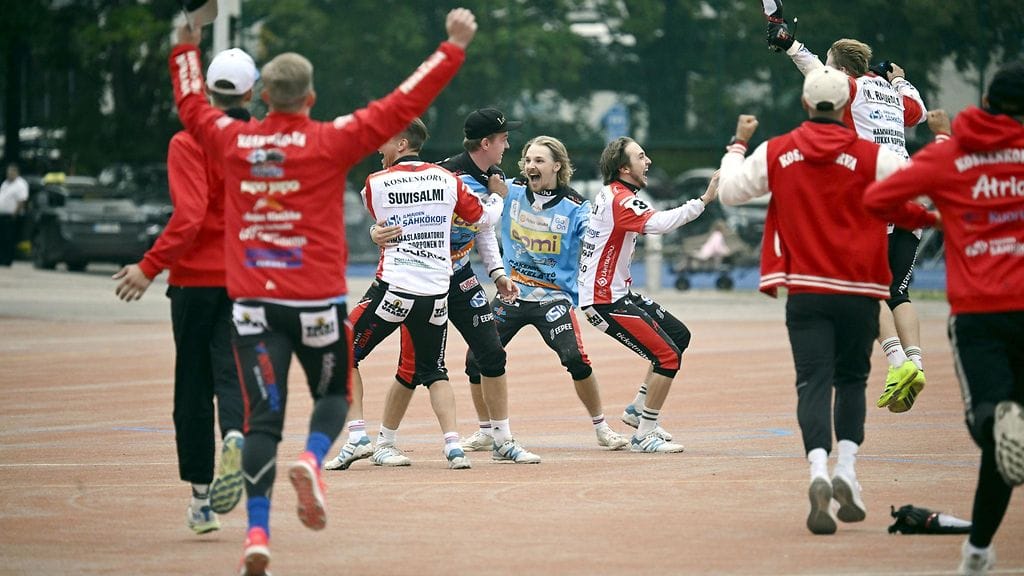 Koskenkorvan Urheilijat palaa miesten Superpesikseen.