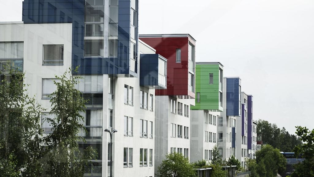 Kuvituskuva. Kerrostaloja Vantaan Leinelässä 22. heinäkuuta 2025.