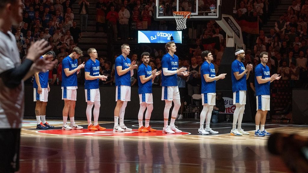 Susijengi kohtaa EM-kisojen neljännesvälierissä Serbian.