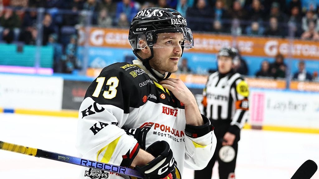 Julius Junttila ei saanut sopimusta Kladnon riveihin.