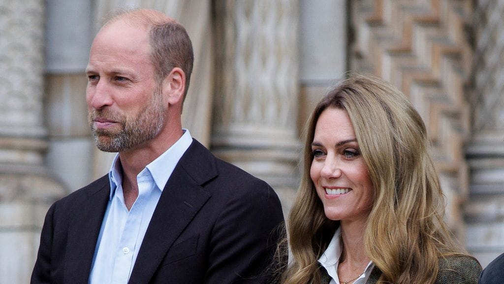 Prinssi William ja prinsessa Catherine lapsineen julkaisivat joulukorttinsa.