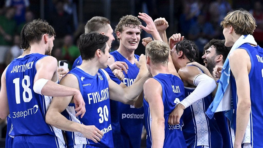 Susijengi etenee EM-kisojen puolivälieriin!