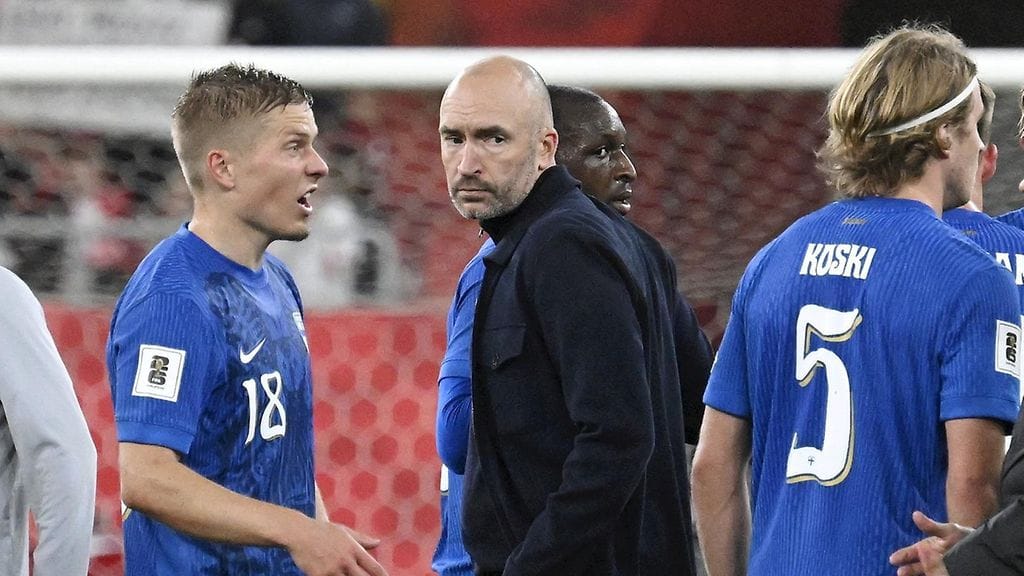 Jacob Friisin Huuhkajilla riittää enemmän kysymyksiä, kuin vastauksia.