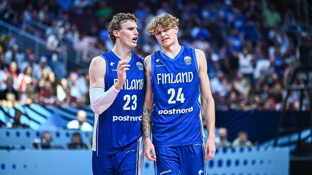 Lauri Markkanen ja Miikka Muurinen.