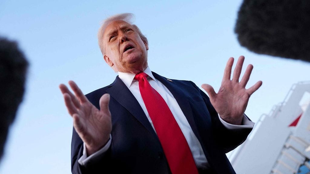 Donald Trump järjestelmällisesti poistattanut hallintonsa verkkosivuilta maininnat ilmastonmuutoksesta sekä leikannut liittovaltion rahoitusta ilmastotutkimuksesta.