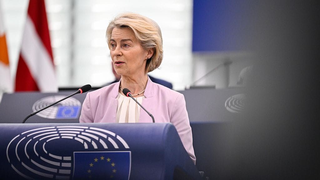 EU-komission puheenjohtaja Ursula von der Leyen pitää Strasbourgissa toisen kautensa ensimmäisen Unionin tila -linjapuheen.