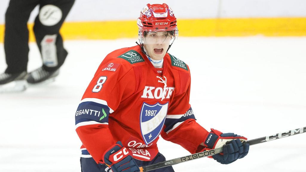 Petteri Nurmi siirtyy Porin Ässiin.