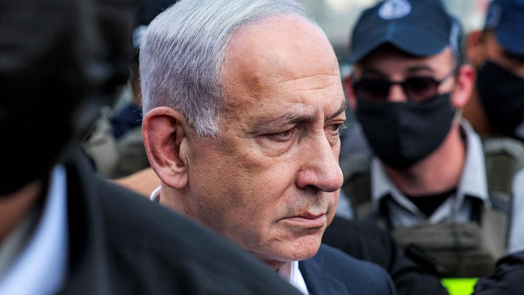 Israelin pääministeri Benjamin Netanjahu vieraili ampumapaikalla Ramot-tien risteyksessä Israelin itäisessä Jerusalemissa 8. syyskuuta.