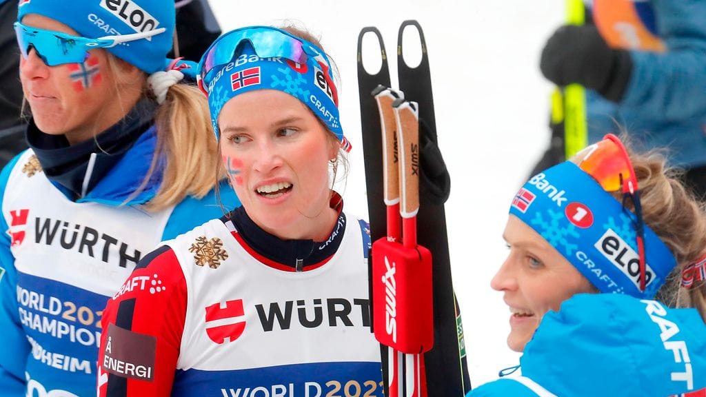 Kristin Austgulen Fosnäs hiihti Norjan ankkuriosuuden Trondheimin MM-kisoissa.