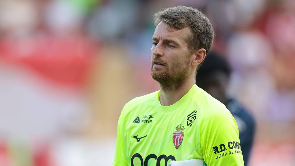 Lukas Hradeckya ei näiltä näkymin nähdä Huuhkajien seuraavissakaan peleissä.