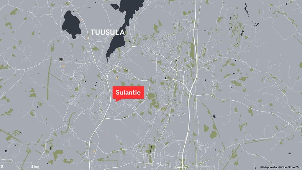Tuusulassa Sulantiellä syttyi torstaina palamaan teollisuushalli.