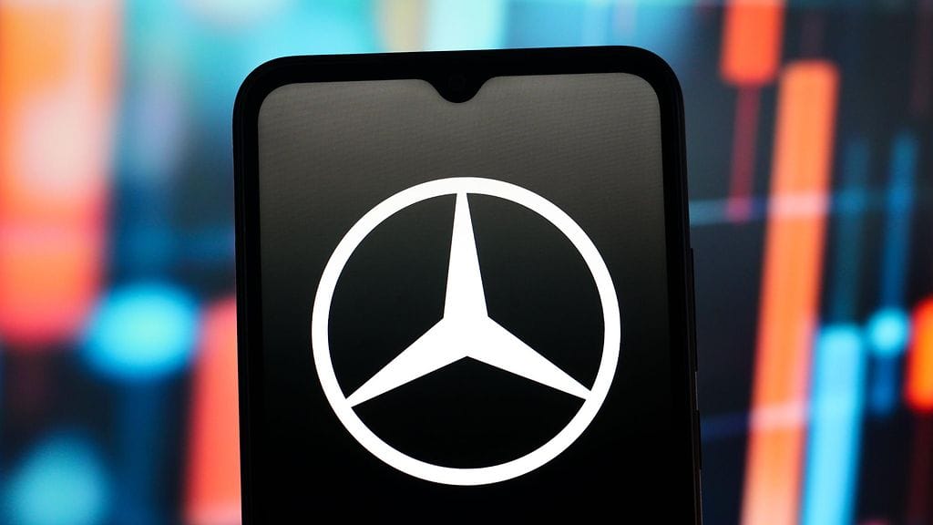 Kuluttaja ei ollut tyytyväinen ostamaansa käytettyyn Mercedes-Benziin.