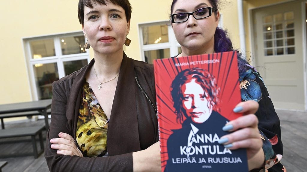 LK 1209 153570071 Anna Kontula ja Maria Pettersson