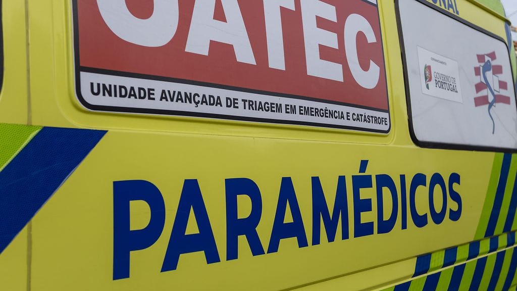 Suomalainen rekkakuski löytyi kuolleena Valencian maakunnasta. Kuvituskuvassa espanjalainen ambulanssi.