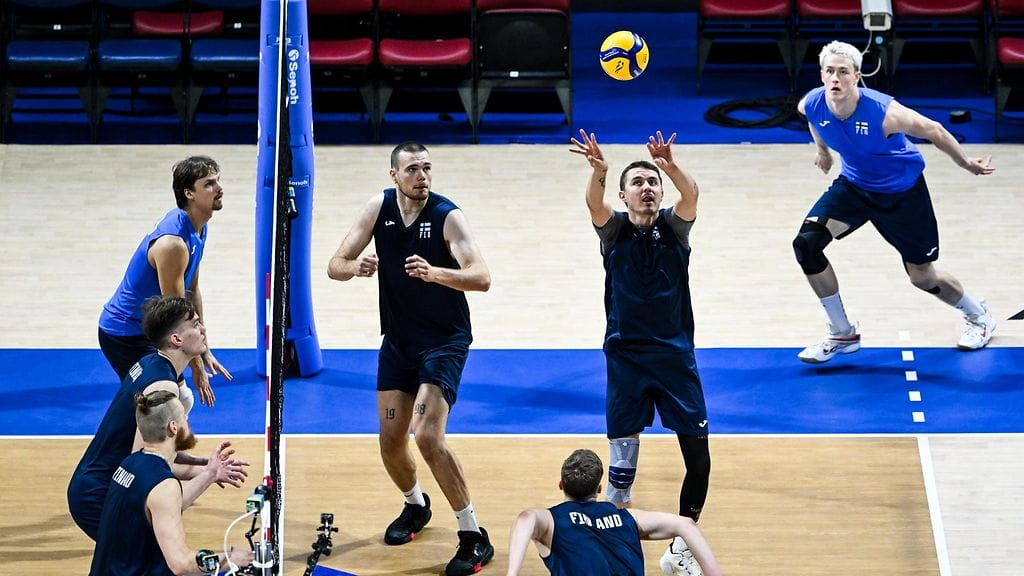 Suomi hävisi EM-kisojen avausottelunsa Argentiinalle.