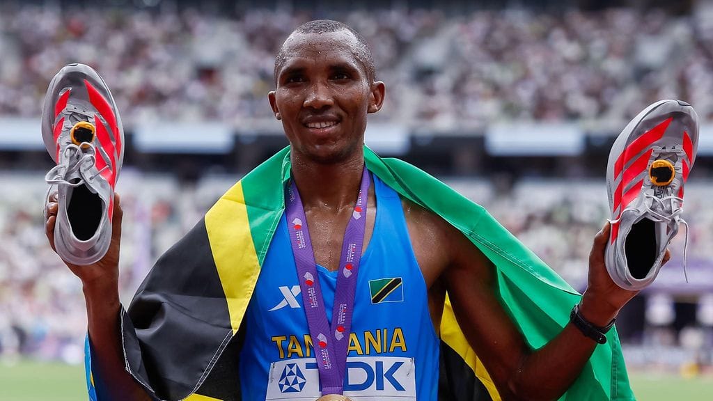 Alphonce Felix Simbu teki MM-yleisurheiluhistoriaa.