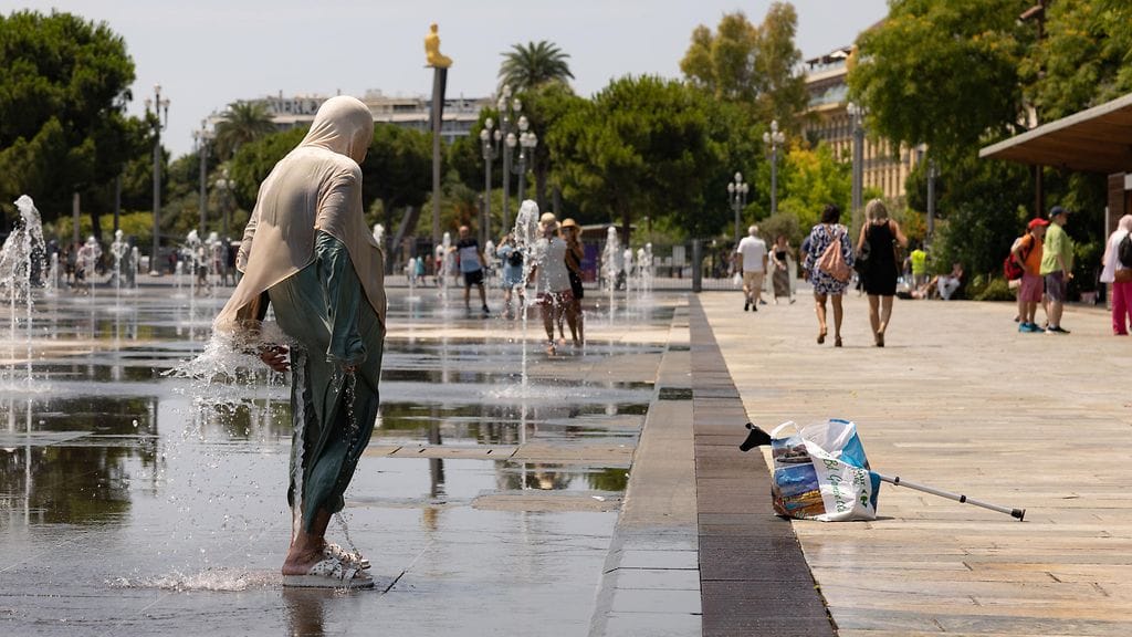 Ranskan Rivieralla annettiin varoitus äärimmäisestä helteestä heinäkuun lopulla.