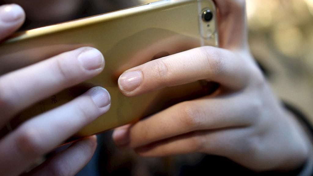 Lapset kokevat aikuisten tekemää seksuaaliväkivaltaa verkossa jopa päivittäin, ja aikuisten viestit lapsille muuttuvat useimmiten alle tunnissa seksuaalissävytteisiksi.