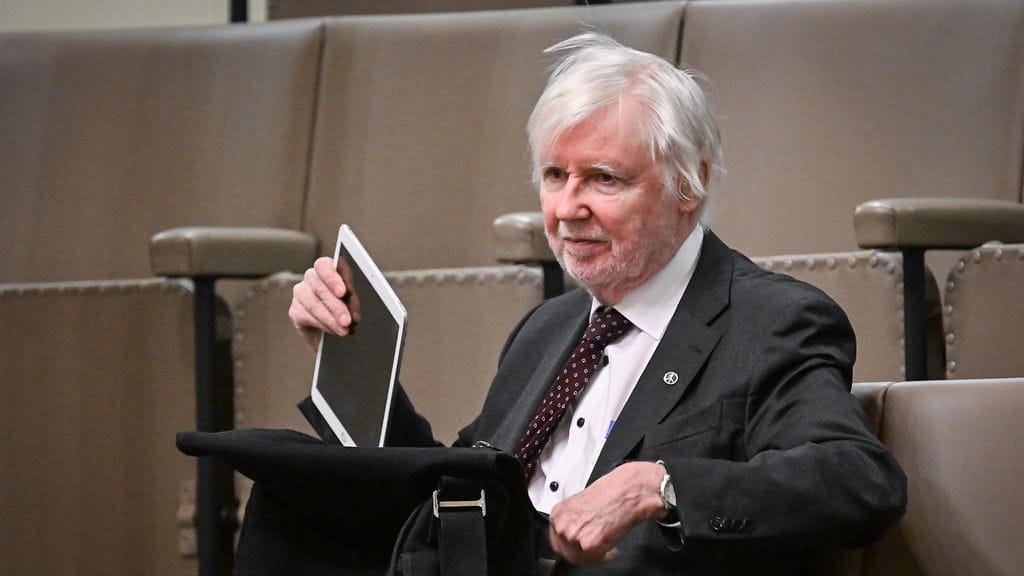 Kommentti oli Tuomiojan mukaan vitsi, jossa on myös vakavampi puoli.