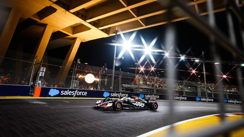 Singaporen F1-viikonloppuna ajetaan ensi vuonna myös sprinttilähtö.