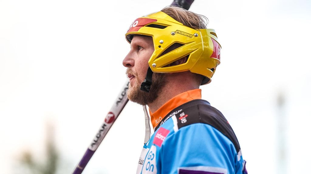 Roope Korhosen nimeä ei löydy Sotkamon Jymyn kokoonpanosta miesten Superpesiksen kolmannessa finaalissa.