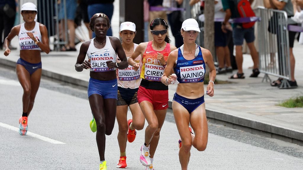 Maratonjuoksu on nostanut Suomessa kiinnostustaan Alisa Vainion menestyksen myötä.