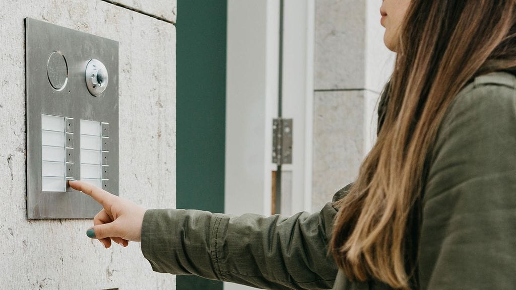 Ovikelloaa soitti Saksassa ihmisen sijaan joku aivan muu.