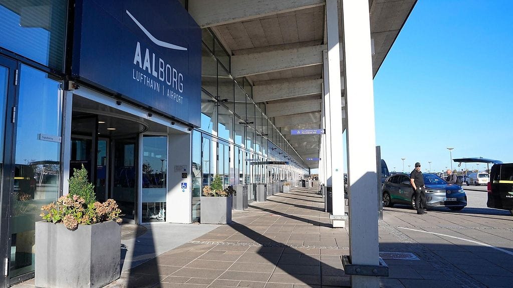 Aalborgin lentokentän ilmatila suljettiin viime yönä droonihavaintojen takia