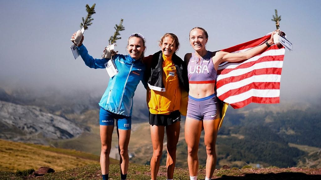 Saksan Nina Engelhard (kesk). voitti maailmanmestaruuden, Suomen Susanna Saapunki (vas,) sijoittui toiseksi ja Yhdysvaltain Anna Gibson kolmanneksi.