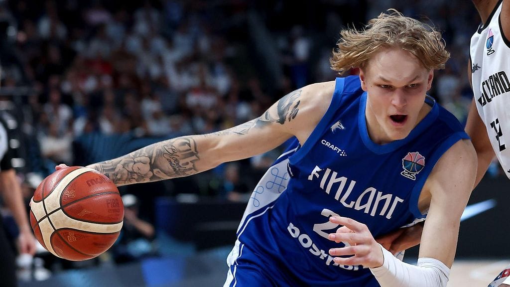 Miikka Muurinen ihastutti otteillaan koripallon EM-kilpailuissa.