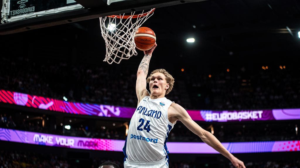 Miikka Muurinen nousi suomalaisyleisön suosikiksi näyttävillä suorituksillaan EM-kisoissa.