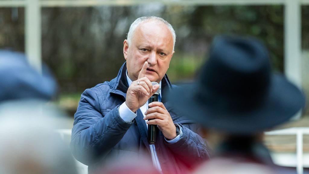 Igor dodon AOP