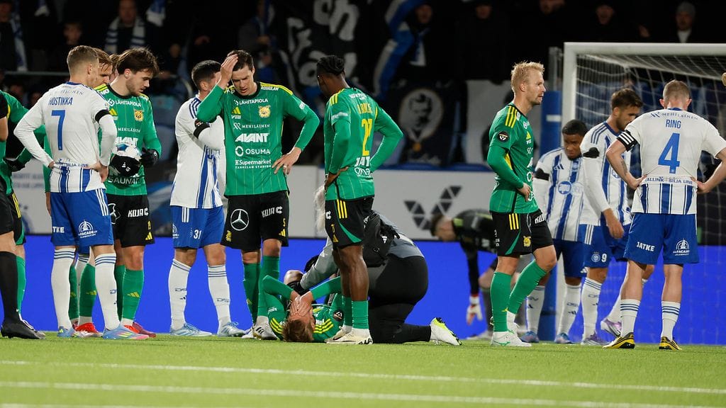 Lauri Ala-Myllymäki loukkaantui maanantain HJK-ottelussa.