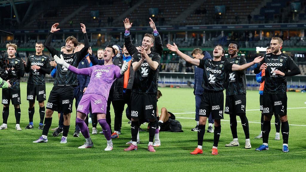 IF Gnistan pääsi juhlimaan voittoa Helsingin paikalliskamppailussa. Gnistan on voittanut HJK:n kauden kolmessa kohtaamisessa kahdesti.