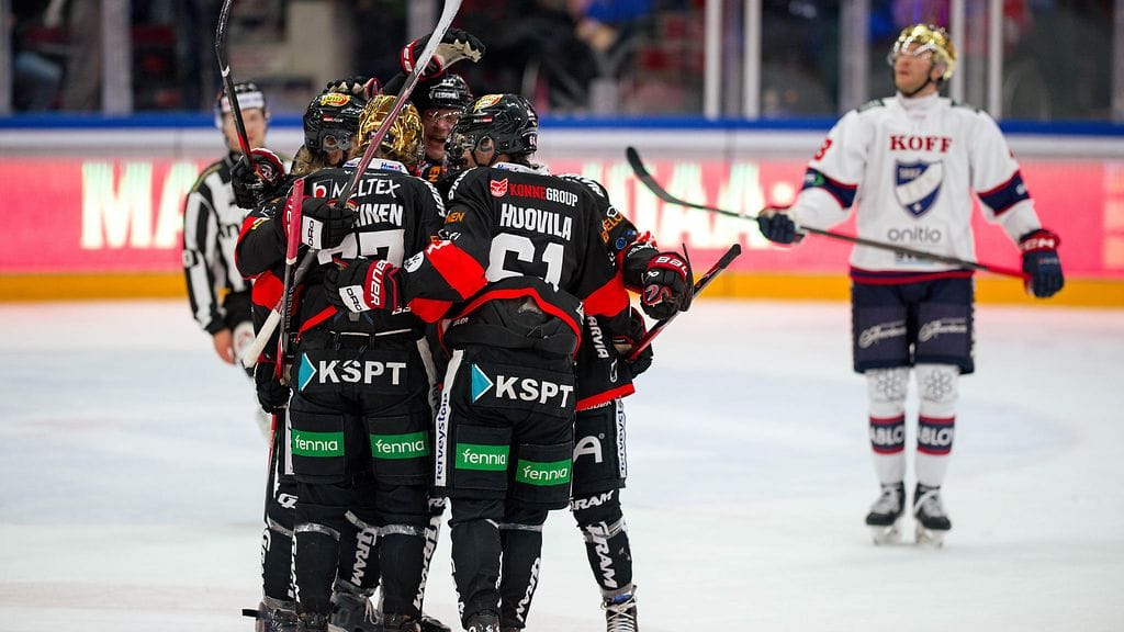 JYP tyrmäsi HIFK:n 6-0.