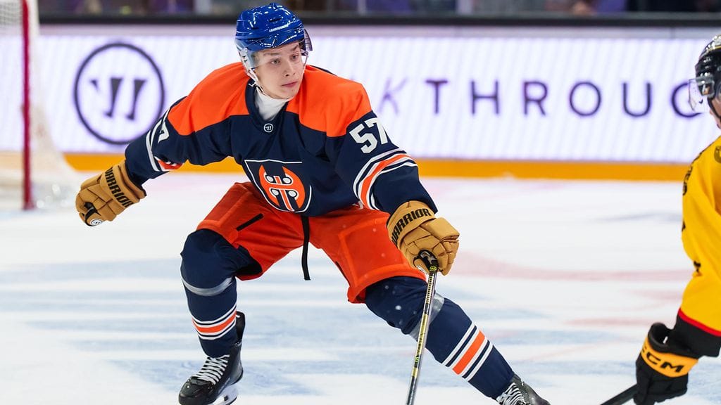 Tapparan puolustaja Juho Piiparinen nousi aivan kärkijoukkoon NHL-varaustilaisuusennakoinnissa.