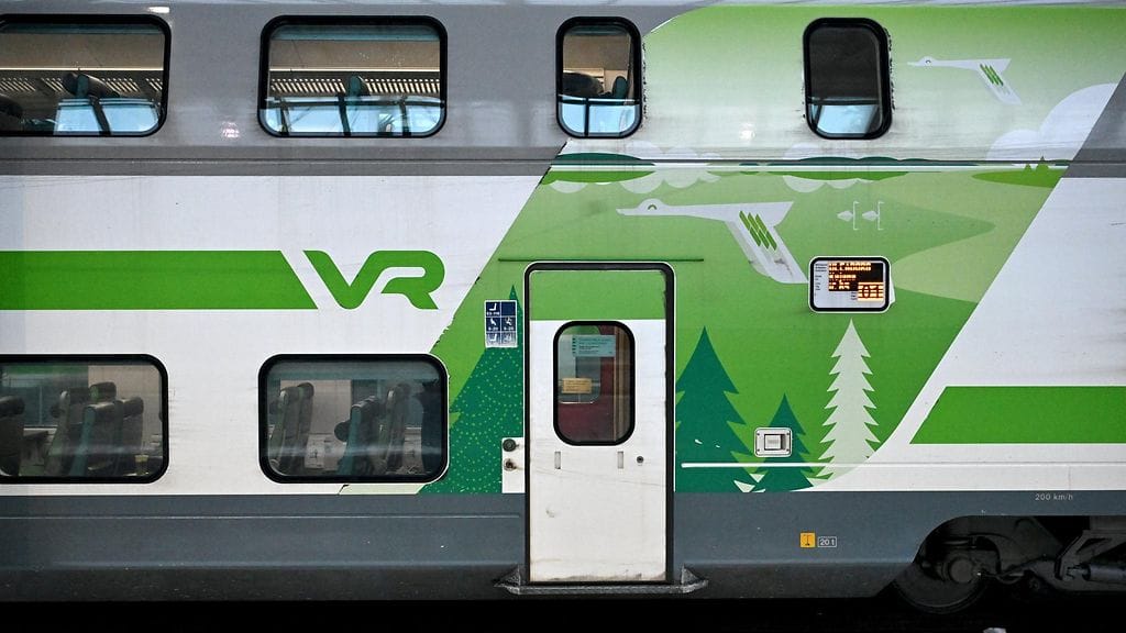 Rataliikennekeskuksen mukaan vika saadaan arvion mukaan korjattua iltapäivän aikana.