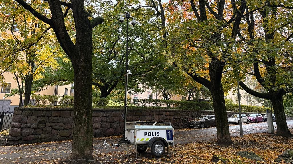 OMA Poliisin valvontaperävaunu