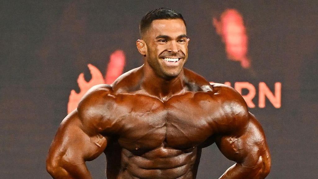 Derek Lunsford on kovan luokan lihaskimppu.